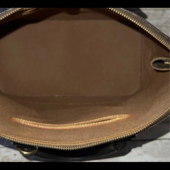 LOUIS VUITTON ALMA PM - Picture 16 of 16